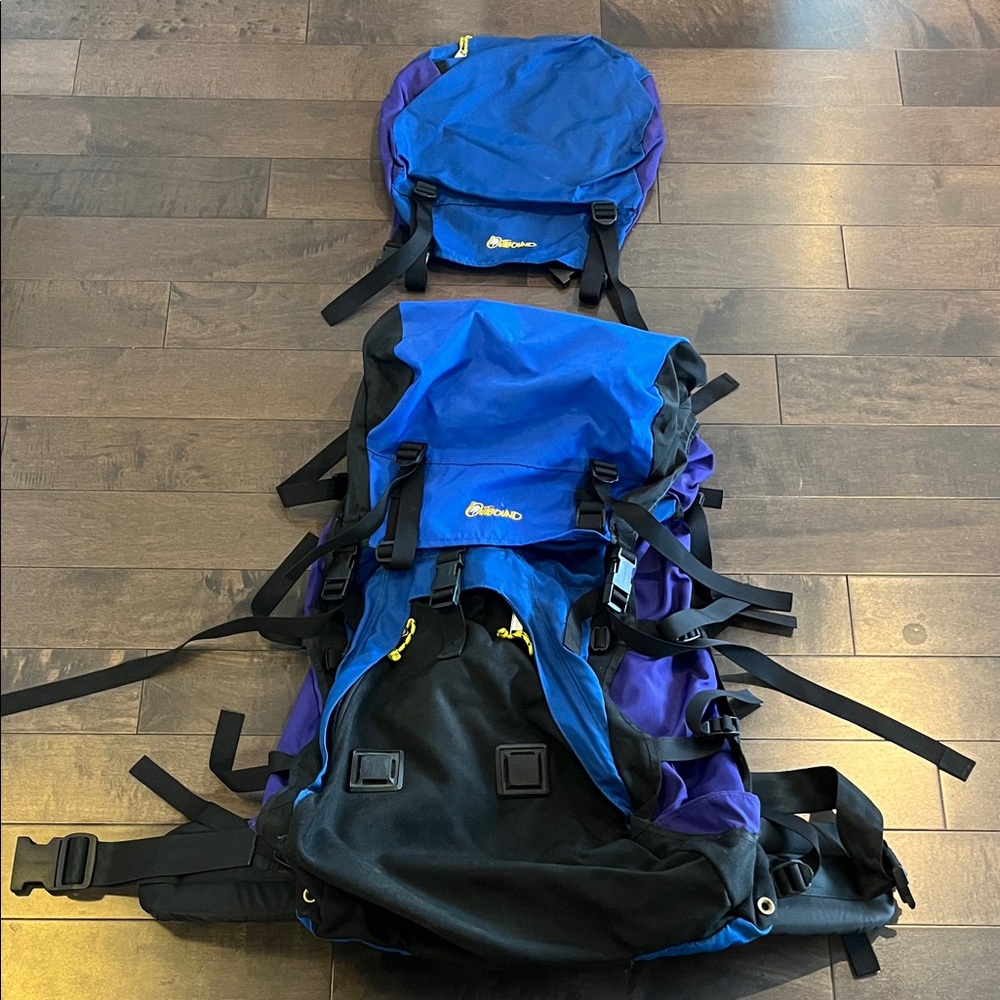 Outbound travel Backpack vintage